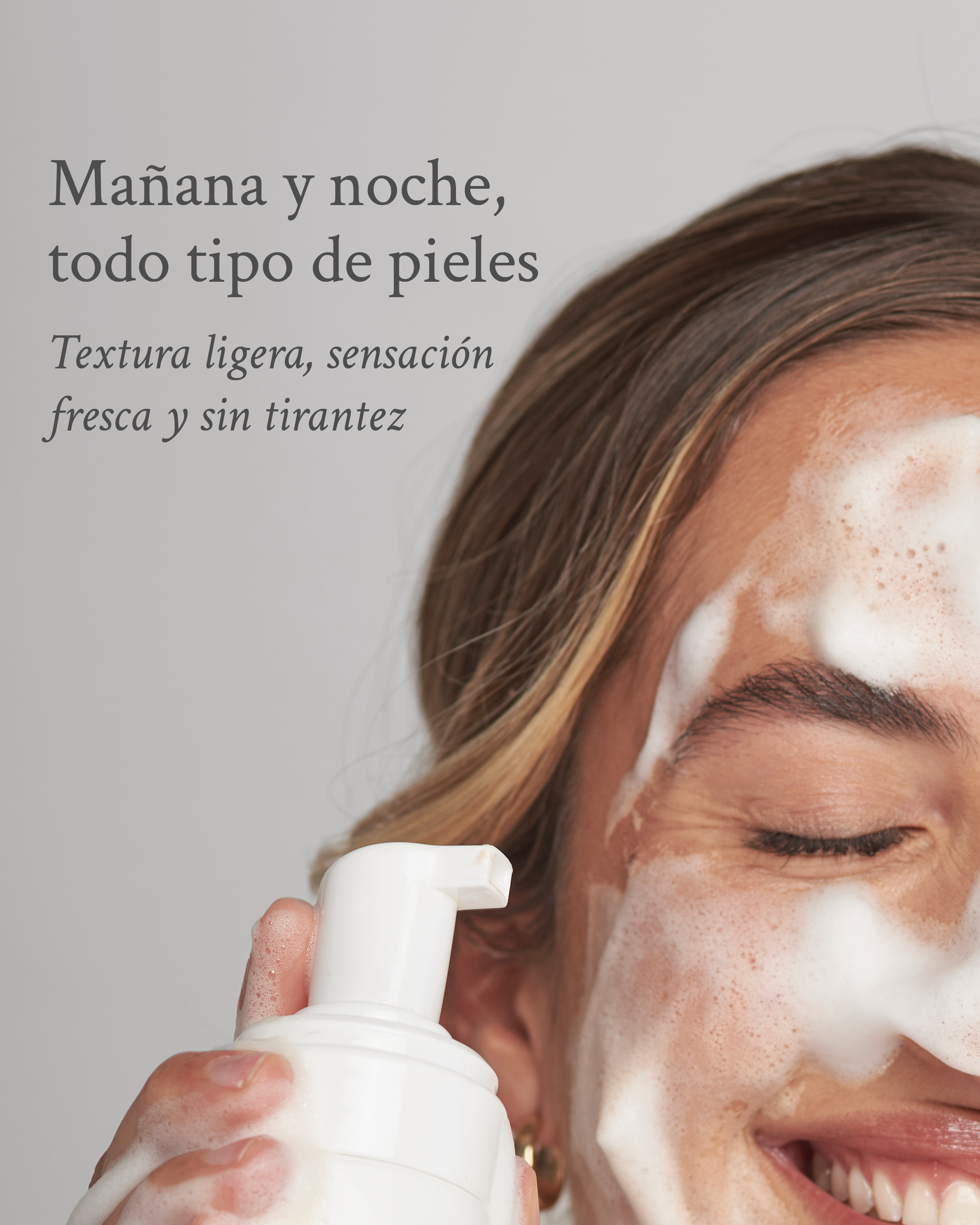 Suave Mousse de Limpieza de Rostro